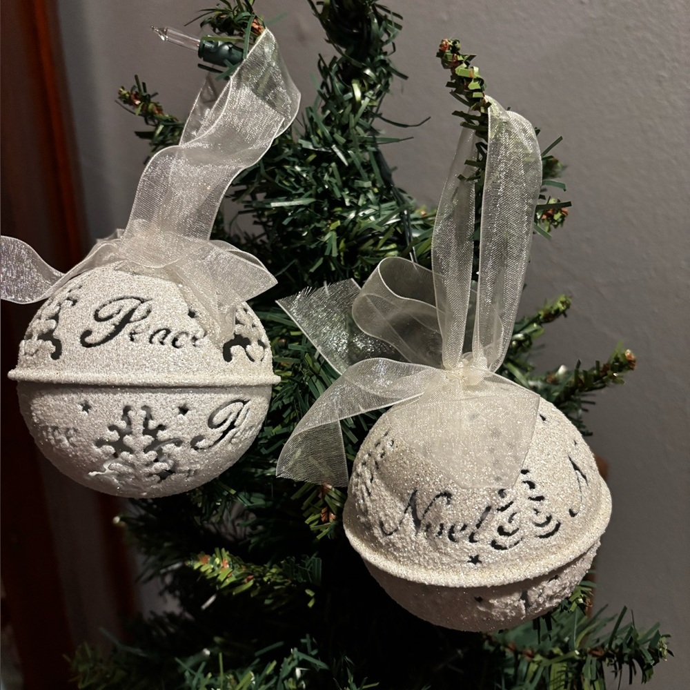 Set of 2 Metal snow covered glittering White Holiday Jingle Bells w/white Ribbon